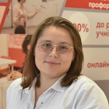 Альона Жираткова